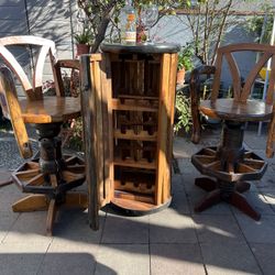 Bar Stool And Table Set 
