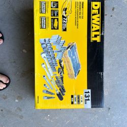DeWalt 131 Piece 3/8 Drive Ratchet Set