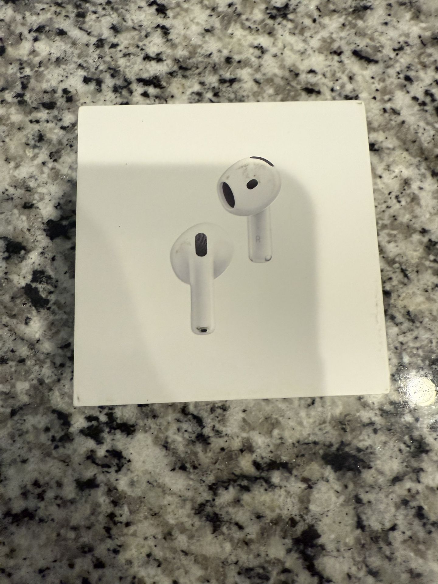 Air Pods 4
