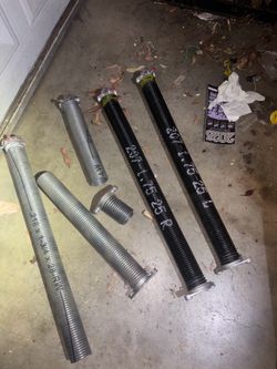 Garage door springs/ resortes