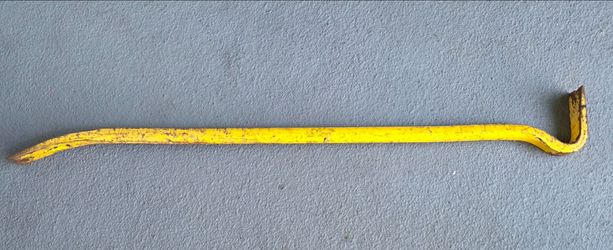 Yellow Steel Pry Bar Crowbar