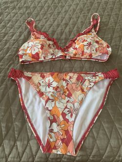 Ladies/Juniors swimming suit