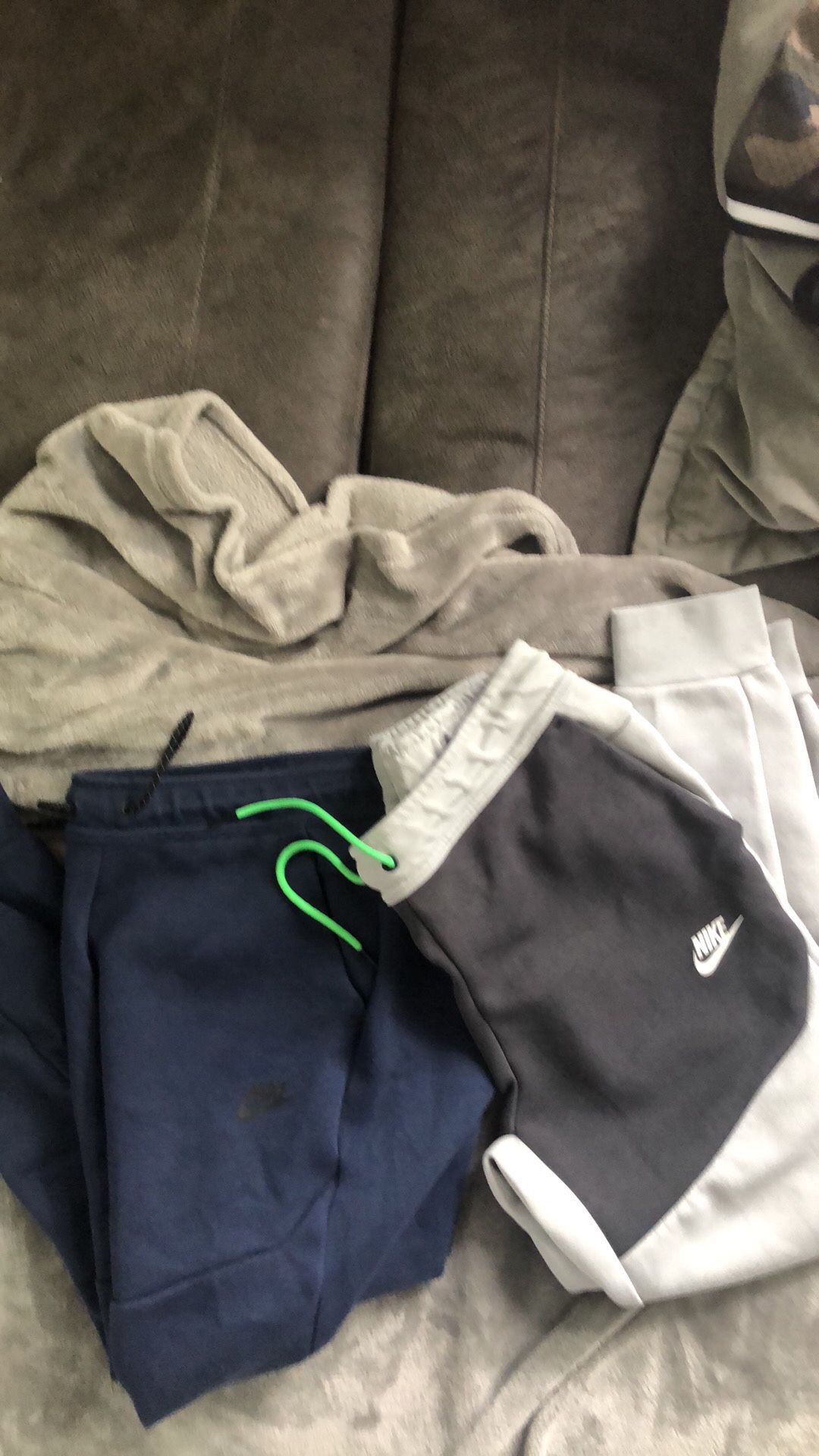Nike Joggers( Mens Size S)