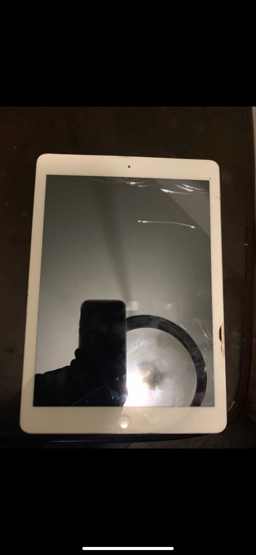 Apple iPad Air 16GB (NEED GONE TODAY)