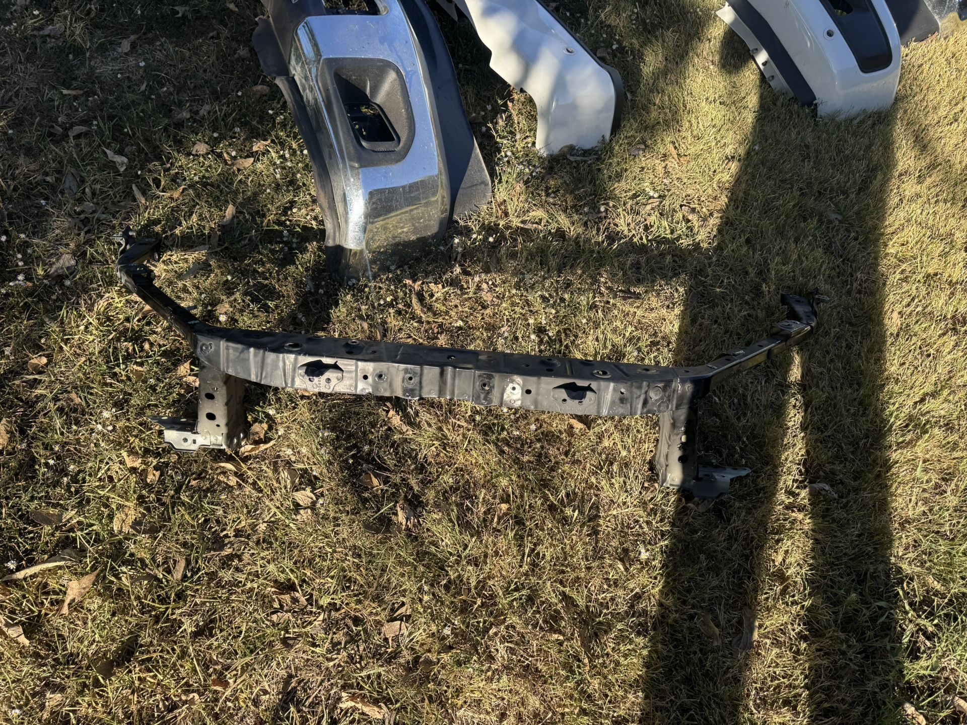 2016-2023 chevrolet camaro radiator support