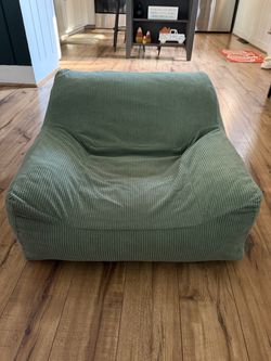 Kids’ chair