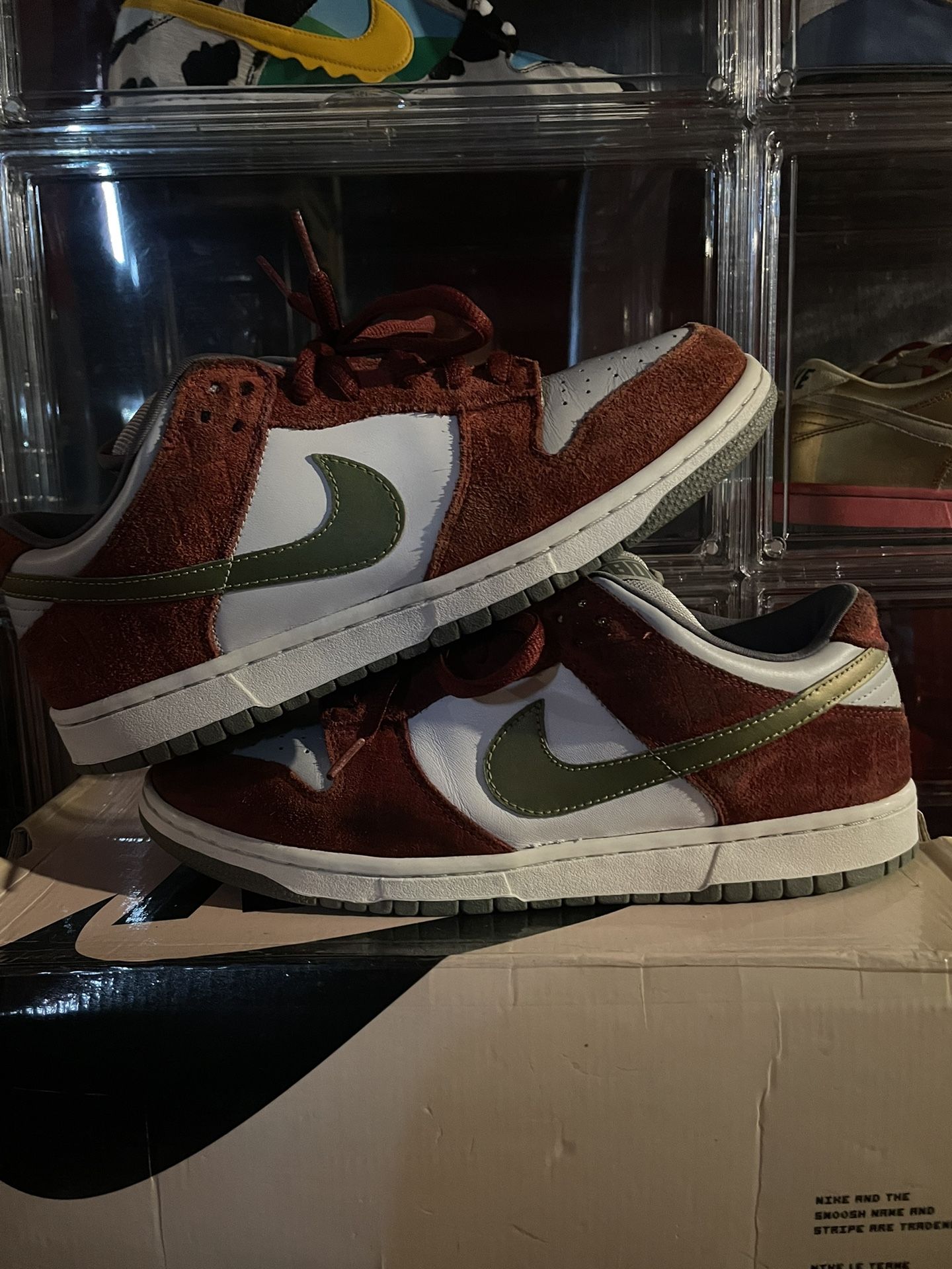 Nike SB Dunk Low “Shanghai” 11