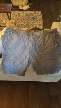 Kenneth Cole size 38 shorts