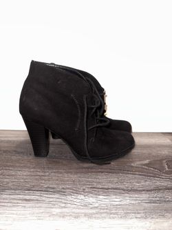 Women’s Boots Size 7