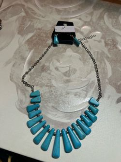 Paparazzi Turquoise Stone Necklace and Earring Set