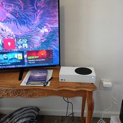 Xbox series s with over 100 games