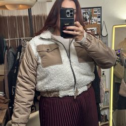 Cropped Sherpa Panel Puffer Zip Up Jacket: Womens 10 (size L/XL) 