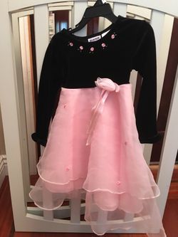 Girl's dress