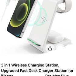 3 in 1 Wireless Charging Station