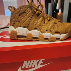 Nike Uptempo