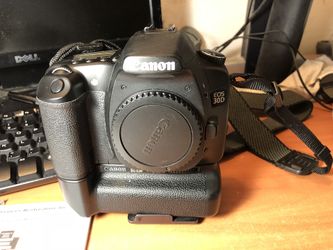 Canon D30 with grip and Tamron 28-70 f/2.8 lense