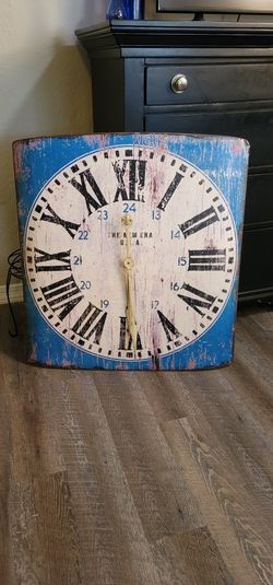 Large Clock