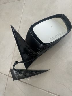 Right Side Mirror, Infiniti G37 / Nissan
