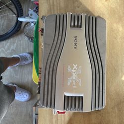 Sony Car Amp 
