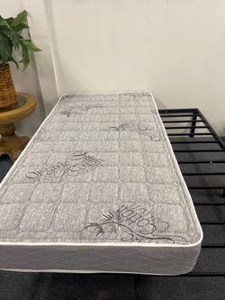 Twin mattress