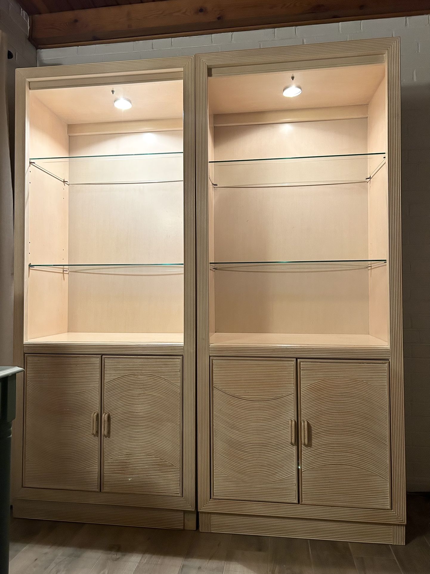 Display Bookshelf / Storage Cabinet