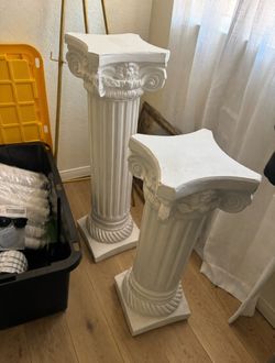 Greek pillars set of 2