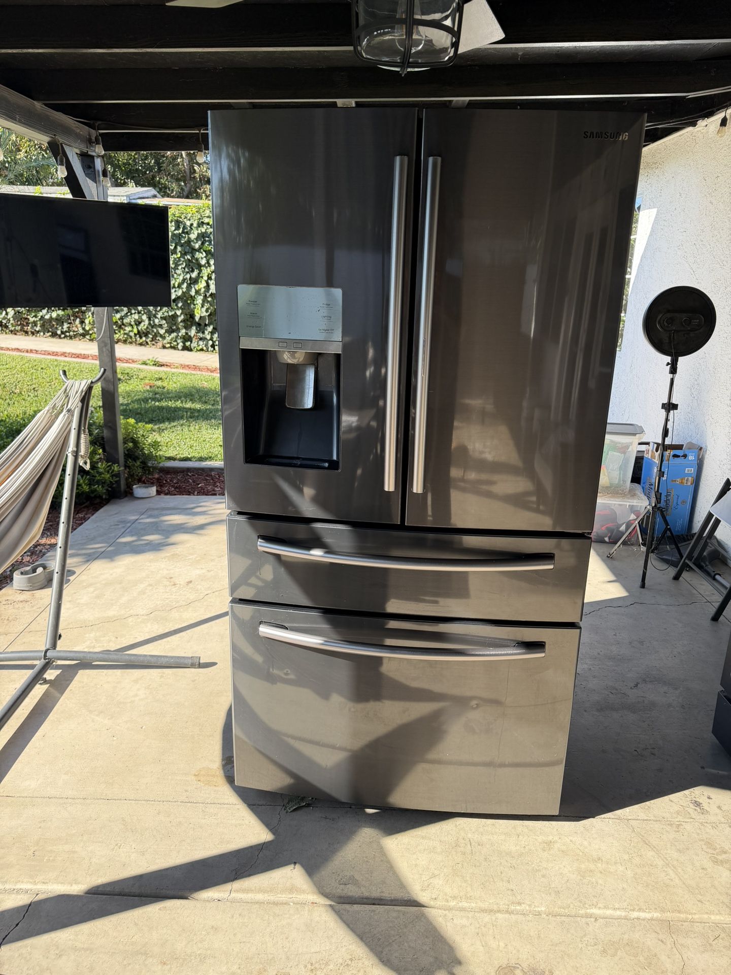 Refrigerator, Refrigerador