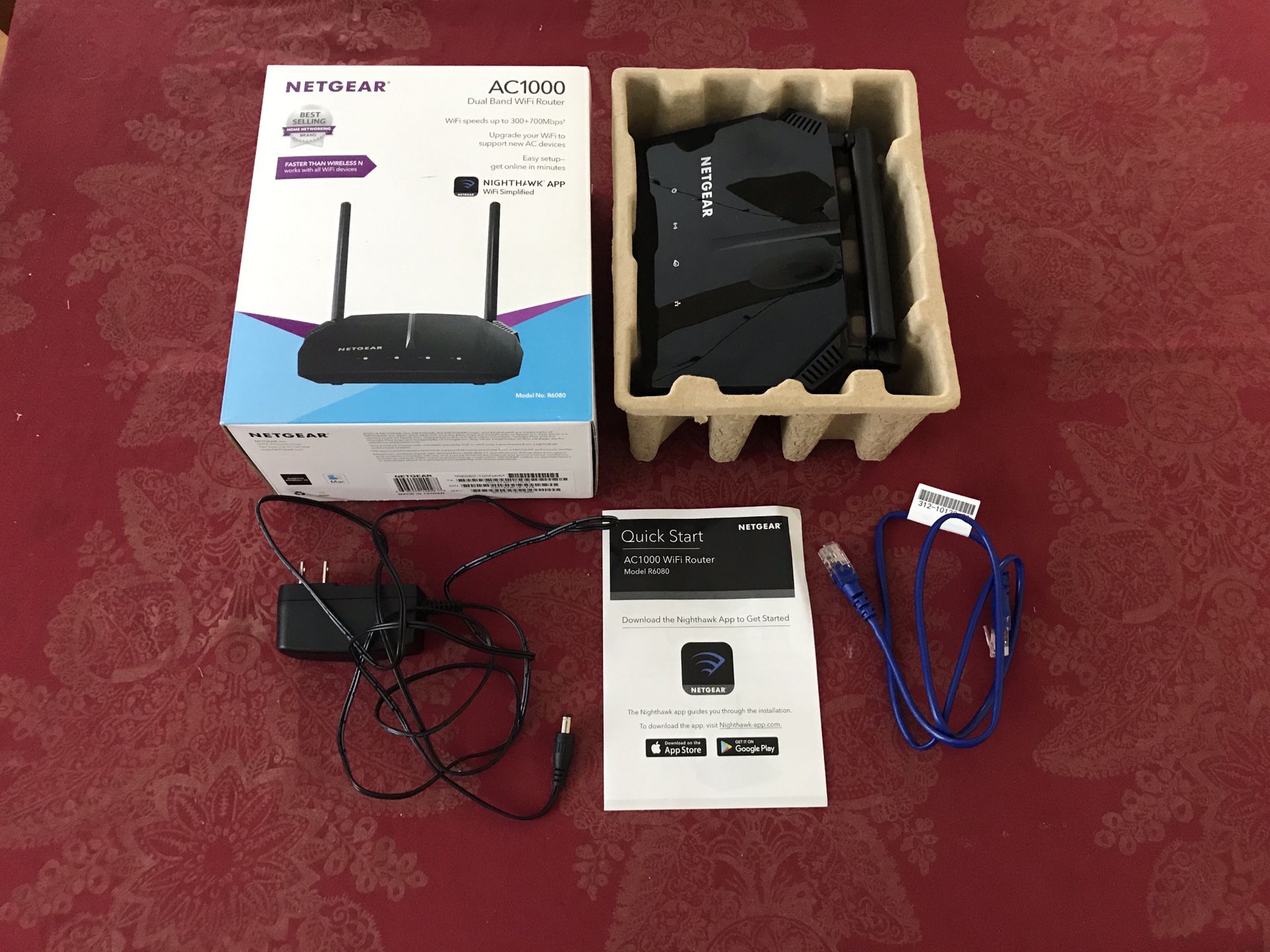 NETGEAR WiFi Router (R6080) AC1000 dual band - new in opened box