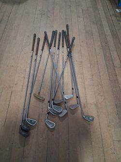Set of golf clubs