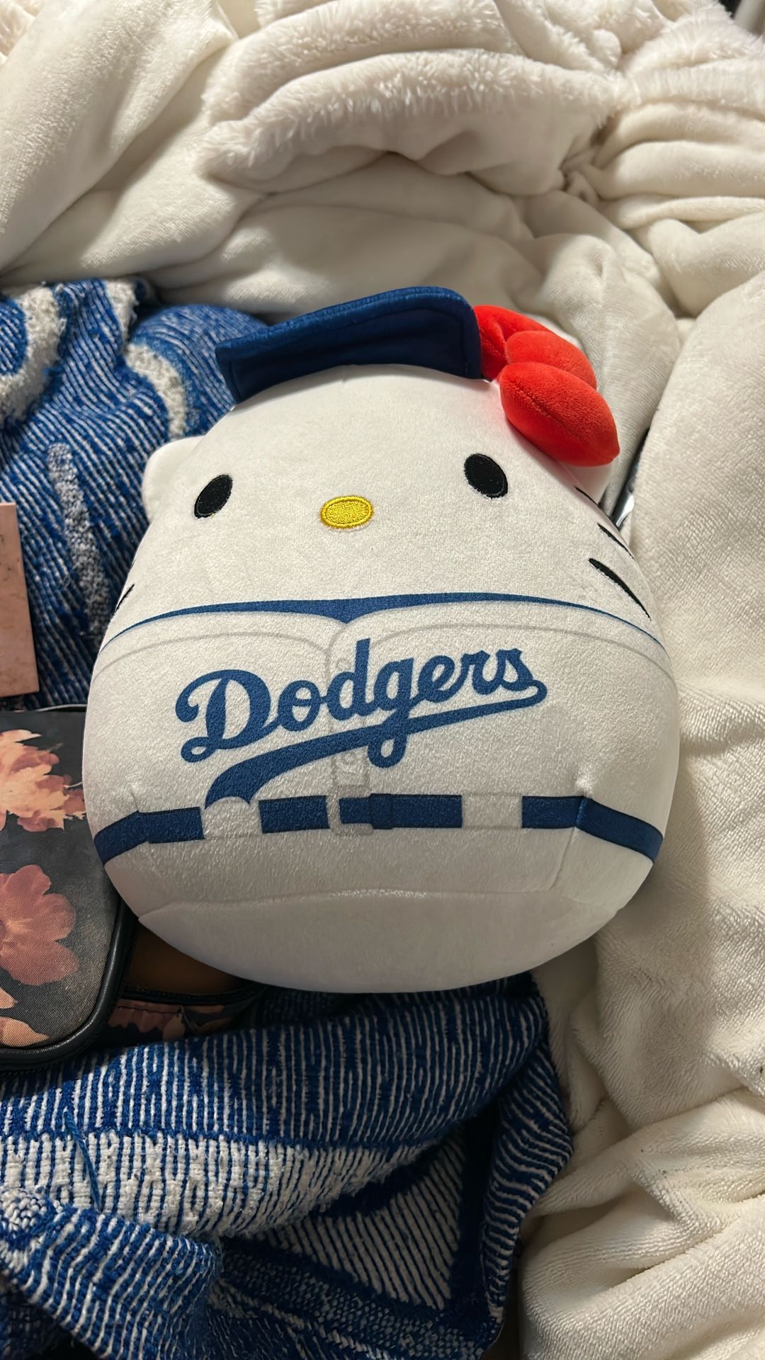 Dodger Hello Kitty Squishmallows