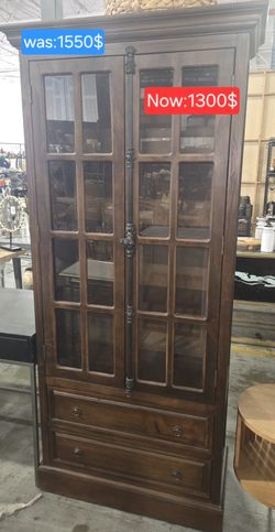 Display Cabinet