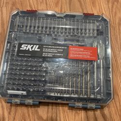 Skil 120pc Drilling & Driving Bit Kit 