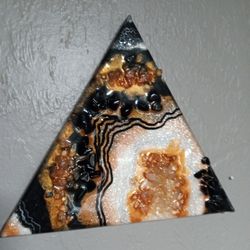 Citrine And Obsidian Triangle
