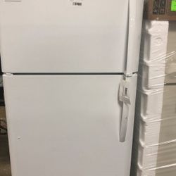 Frigidaire White Top Freezer Refrigerator KYWU
