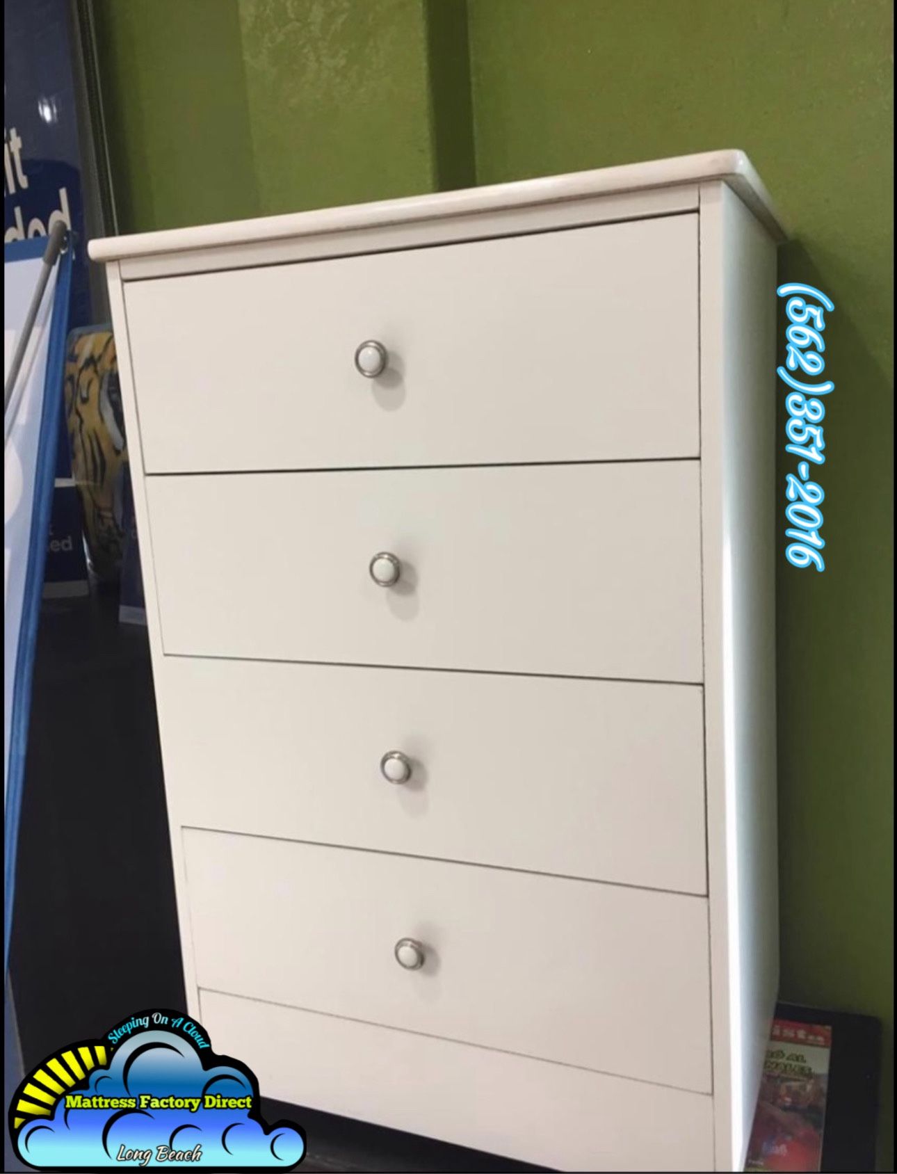 Four Drawer White Compressed Dresser Cajonera Nueva Bonita