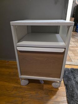 Rolling cart