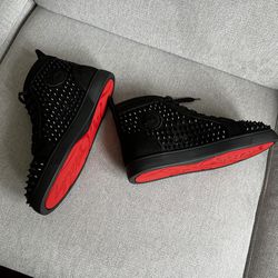 CL Black Red Bottom Sneakers for Sale in Milpitas, CA - OfferUp