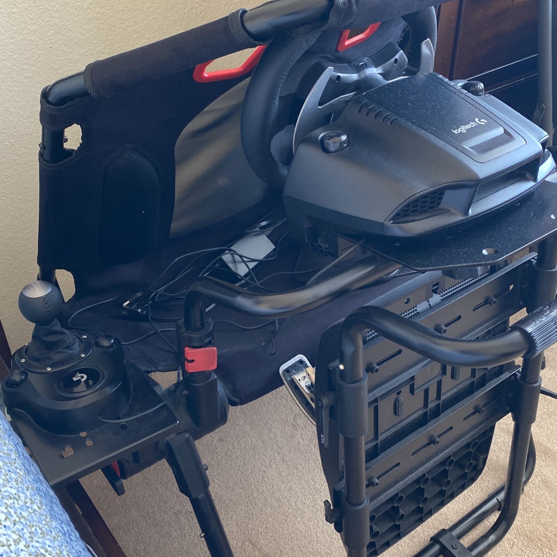 PS4 Logitech G29 Steering Wheel With Pedals Shifter And Racing Seat