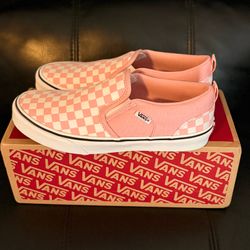 Pink & White Checkered Slip On Vans Size 7.5