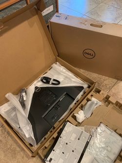 New 27 Inch Dell Montior (in the box) with VGA and Display Port 60 Hz