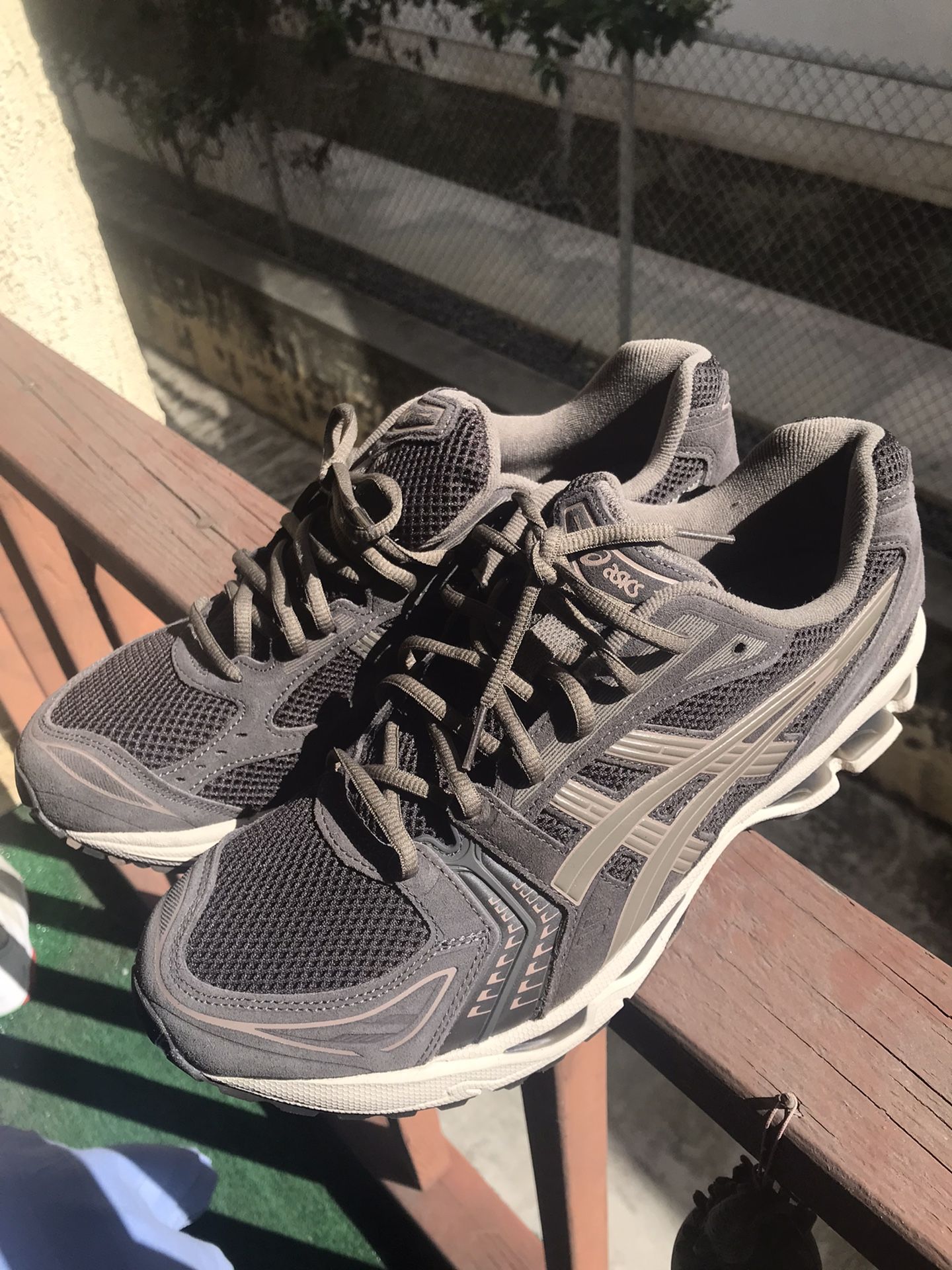 Asics gel kayano size 12 online