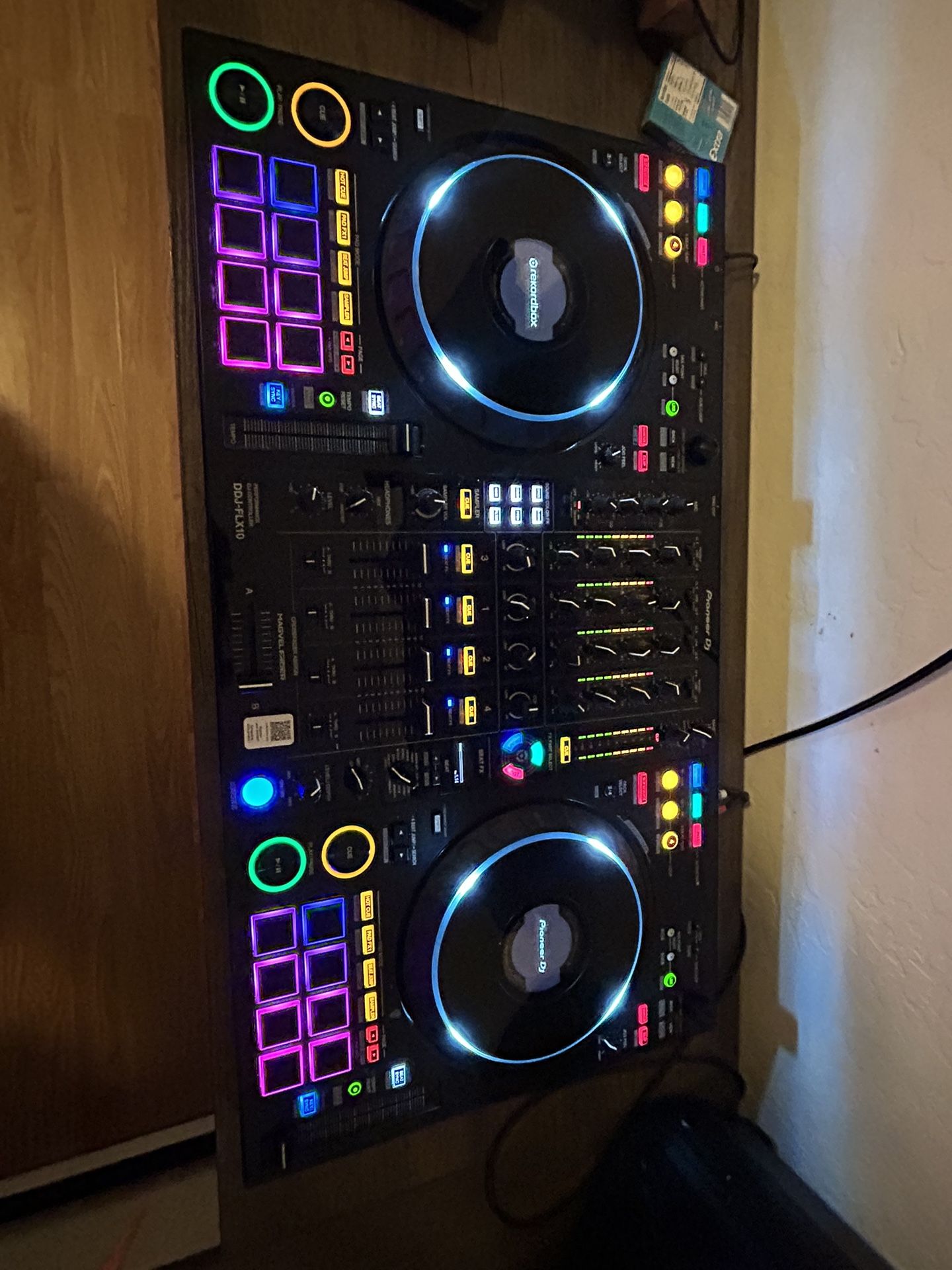 DDJ Flx 10
