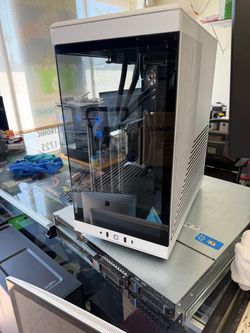 CyberPowerPC Gaming PC Ryzen 9 7900X RTX 4070 Ti 32GB RAM 2TB SSD Win 11