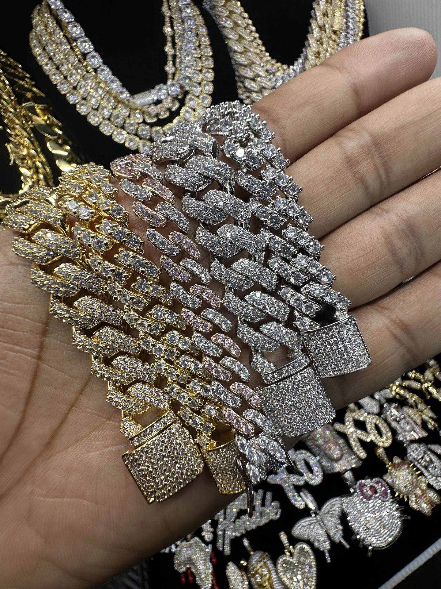 Cuban Bracelets (6-9inches)
