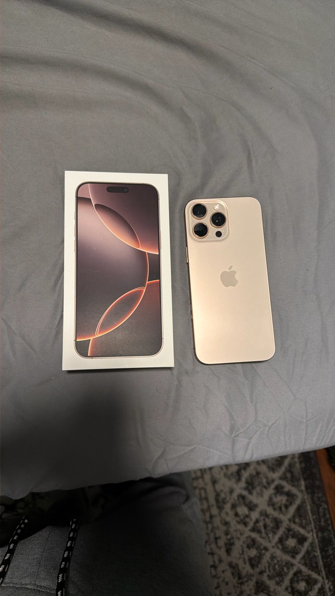 iPhone 16 Pro Max