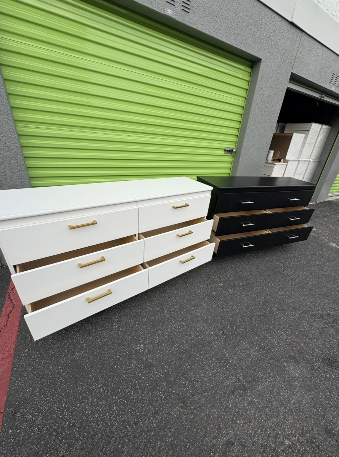 New Black And White 6 Drawer Dressers For Sale‼️