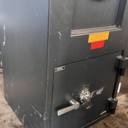 American security safe - AMSEC Depository Safe