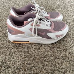Girls Nike Air max size 4