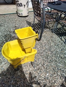 Heavy duty mop 26 quarts