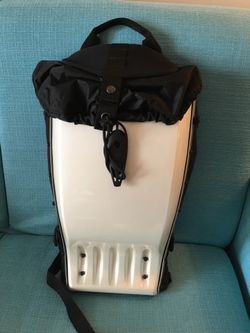 BOBLBE-E Backpack